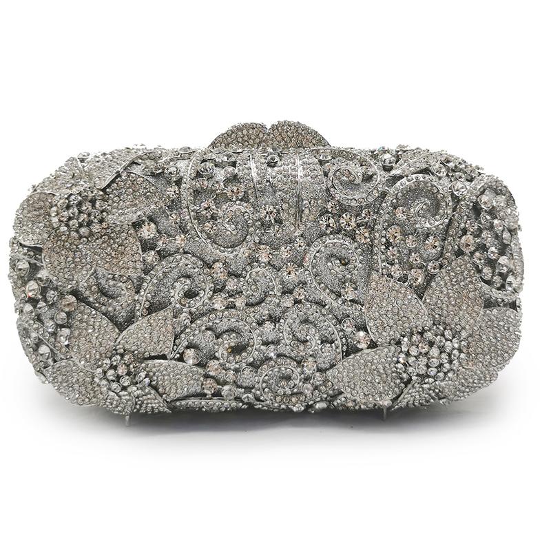 Silver Diamond Rhinestone Wedding Purse New Arrival Clutches Bags For Party Messenger Handbags Lady Small Purses Collection 20cmX10cmX5cm
Silver Diamond Rhinestone Wedding Purse New Arrival Clutches Bags For Party Messenger Handbags Lady Small Purses Collection 20cmX10cmX5cm