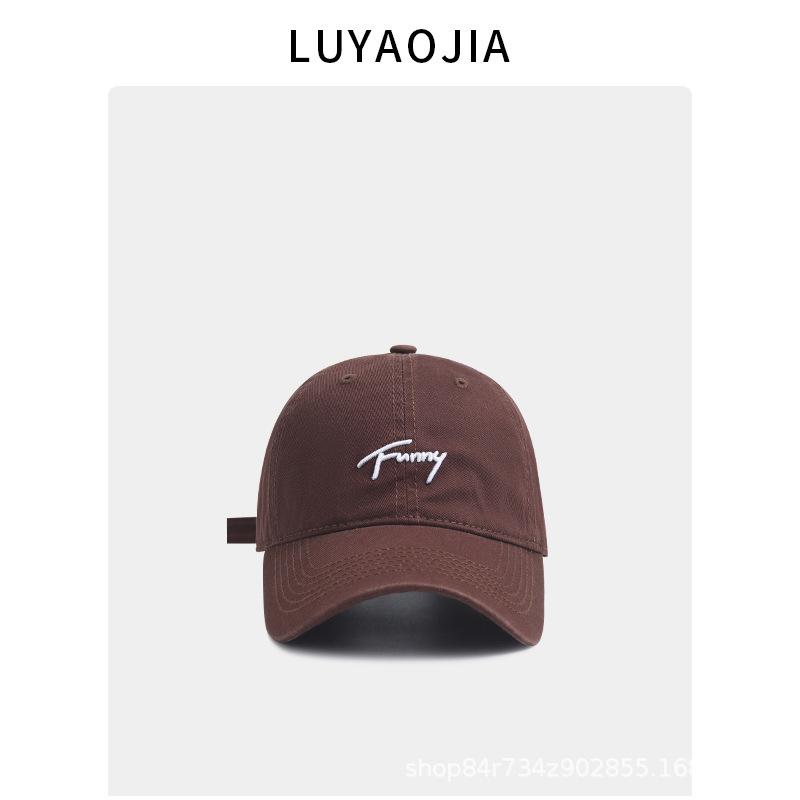 Korean Version of The New Embroidered Soft Top Cap Women s Fashion Versatile Street Sunshade Sunscreen Baseball Hat шоколадний
Korean Version of The New Embroidered Soft Top Cap Women s Fashion Versatile Street Sunshade Sunscreen Baseball Hat шоколадний