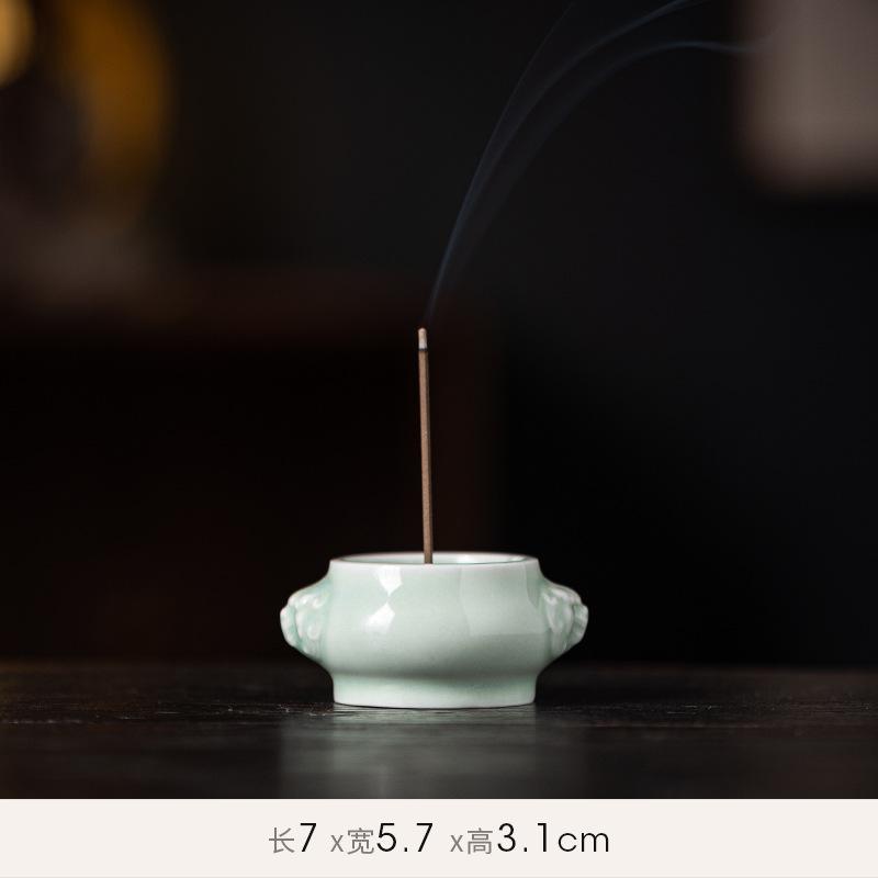 Song Dynasty High-legged Three-legged Incense Burner Zen Aromatherapy Agarwood Ornament Ru Kiln Incense Base Chinese Style Incen
Song Dynasty High-legged Three-legged Incense Burner Zen Aromatherapy Agarwood Ornament Ru Kiln Incense Base Chinese Style Incen