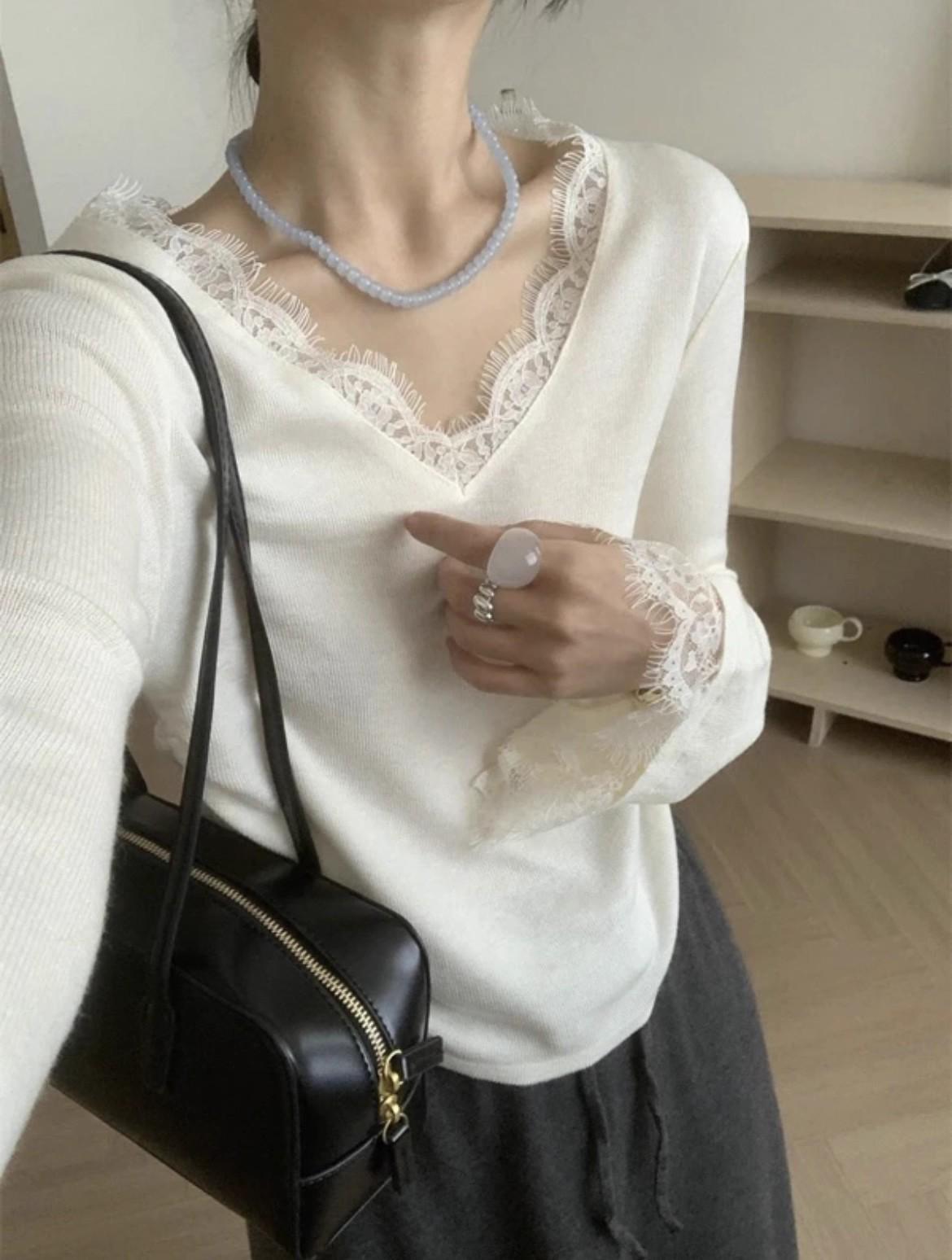 2026 Plus Size Slimming Lace Long Sleeve Knitwear for Women - Winter Base Layer Top 3XL (recommended for 160~180 jin)
2026 Plus Size Slimming Lace Long Sleeve Knitwear for Women - Winter Base Layer Top 3XL (recommended for 160~180 jin)