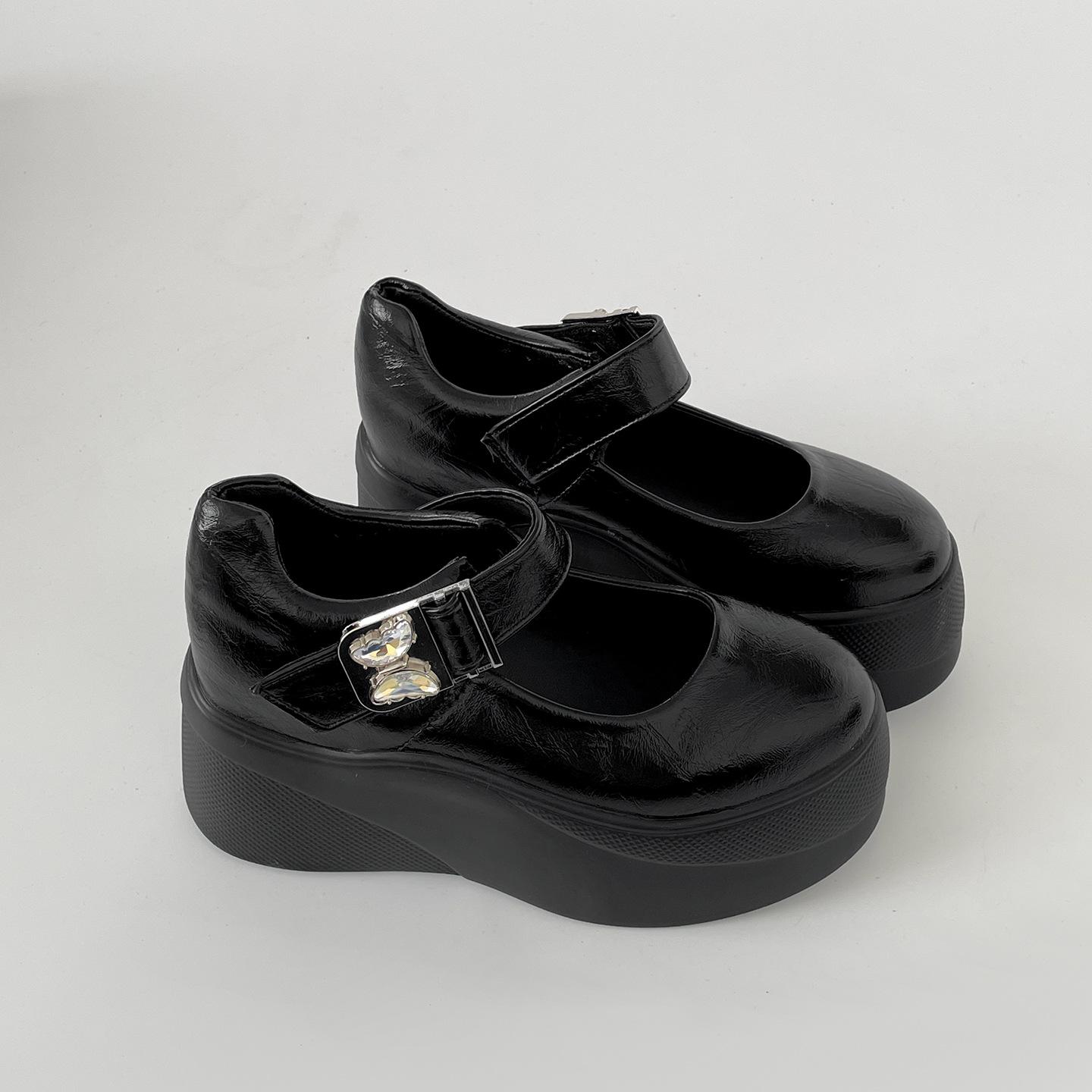 Black retro premium French platform shallow mouth single shoes women s summer 2025 new with skirt versatile Mary Jane shoes 39 чорний
Black retro premium French platform shallow mouth single shoes women s summer 2025 new with skirt versatile Mary Jane shoes 39 чорний