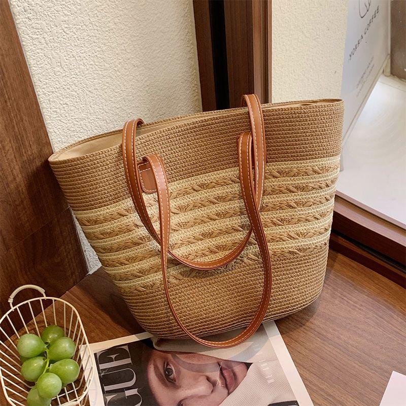 Плетеная сумка из плетеной соломы Женская 2025 Новое поступление Большая вместимость Универсальная сумка-мессенджер для поездок на работу Модная пляжная сумка Сумка-тоут Khaki
Плетеная сумка из плетеной соломы Женская 2025 Новое поступление Большая вместимость Универсальная сумка-мессенджер для поездок на работу Модная пляжная сумка Сумка-тоут Khaki