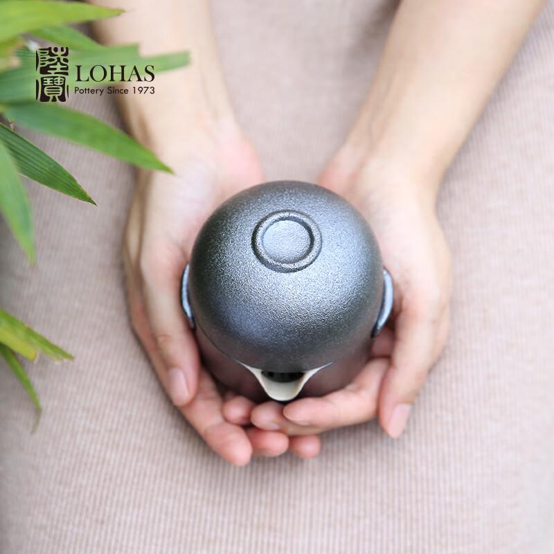 Lu Bao Outdoor Portable Ceramic Tea Set
Lu Bao Outdoor Portable Ceramic Tea Set