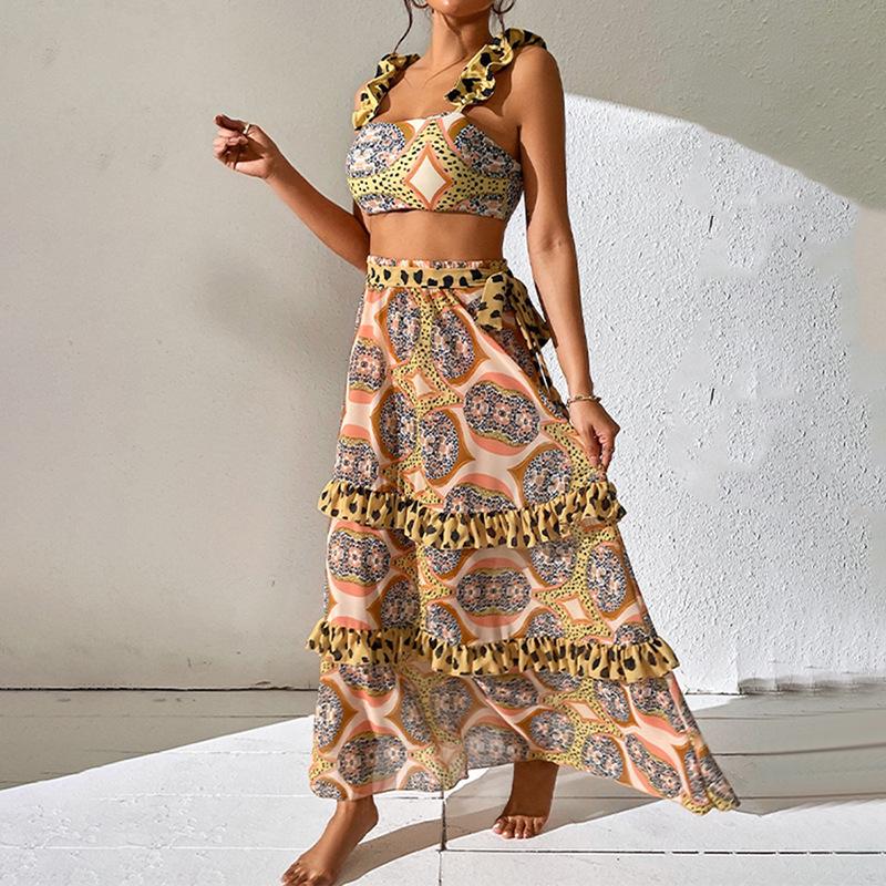 European & American Ruffle Print Bikini Three-Piece Swimsuit Set for Women XL різнокольоровий
European & American Ruffle Print Bikini Three-Piece Swimsuit Set for Women XL різнокольоровий