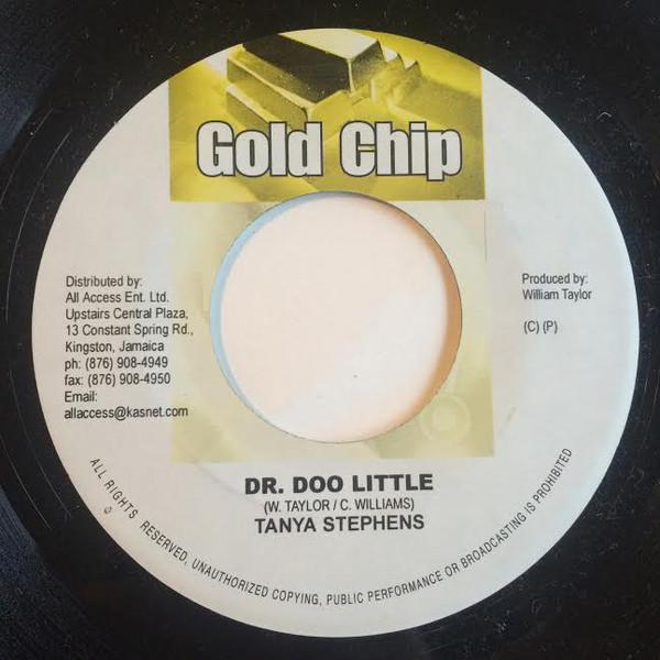 7inch Record TANYA STEPHENS / KIPRICH - Dr. Doo Little / Dancing Anthem NONE Gold Chip Jamaica Reggae, Ska & Dub Used
7inch Record TANYA STEPHENS / KIPRICH - Dr. Doo Little / Dancing Anthem NONE Gold Chip Jamaica Reggae, Ska & Dub Used