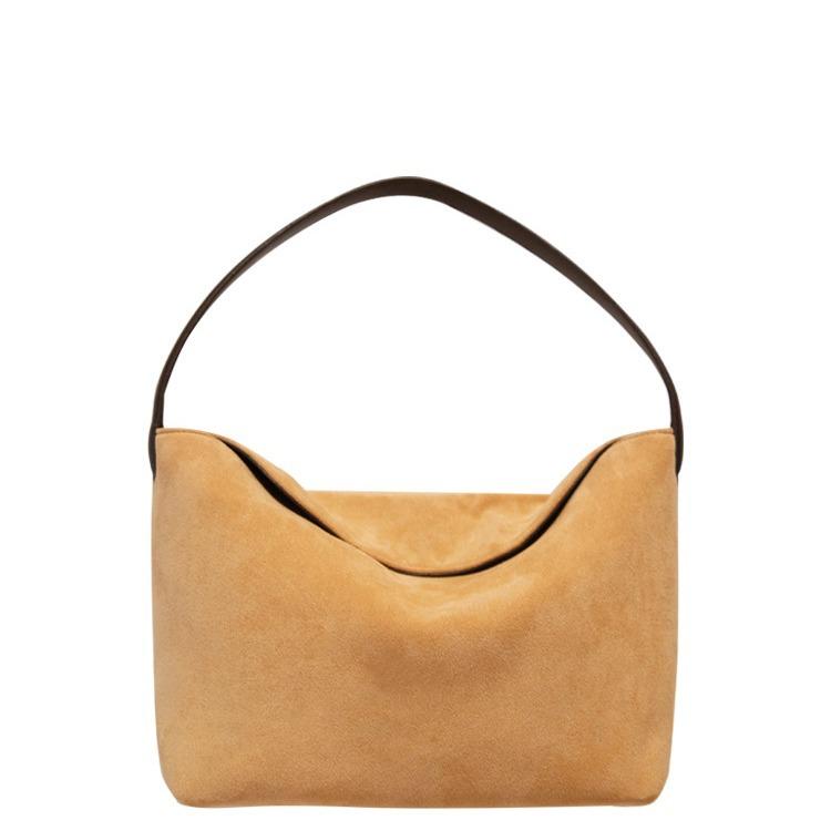 New Design Autumn and Winter Suede Shoulder Bag used for Women s Classic Splicing Handbag Fashionable and Versatile Underarm Bag
New Design Autumn and Winter Suede Shoulder Bag used for Women s Classic Splicing Handbag Fashionable and Versatile Underarm Bag