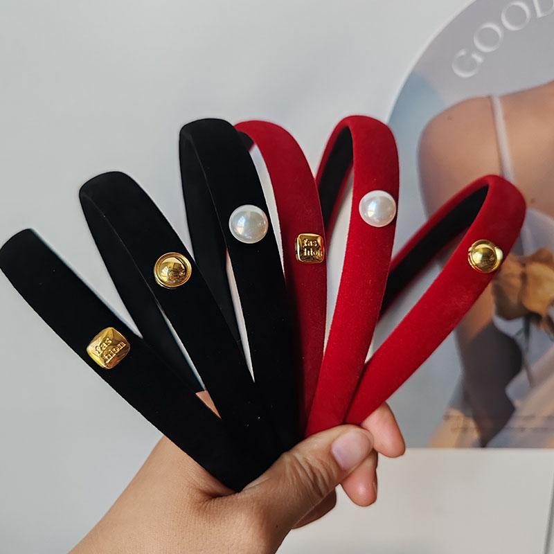 Fashion Velvet Bezel Headwear Women Headband Girls Vintage Hair Bands Hairband Hoop for Wedding Party Ornement Hair Accessories
Fashion Velvet Bezel Headwear Women Headband Girls Vintage Hair Bands Hairband Hoop for Wedding Party Ornement Hair Accessories