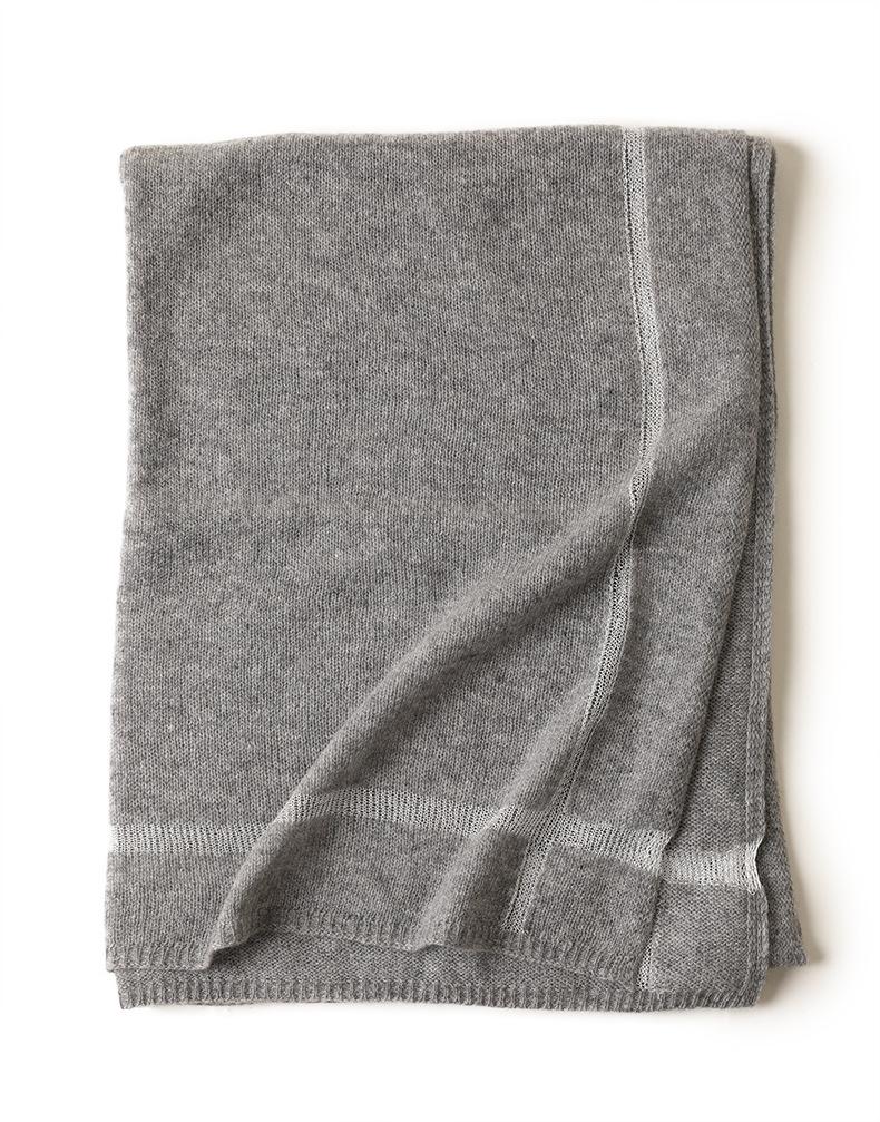 Шарф осень и зима новый кашемир ажурный золото и серебро шелк однотонный шарф теплый модный платок 190cm темно-серого
Шарф осень и зима новый кашемир ажурный золото и серебро шелк однотонный шарф теплый модный платок 190cm темно-серого