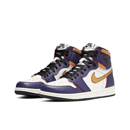 Air Jordan 1 Retro High SB LA To Chicago CD6578-507 EU 37.5 фиолетовый
Air Jordan 1 Retro High SB LA To Chicago CD6578-507 EU 37.5 фиолетовый