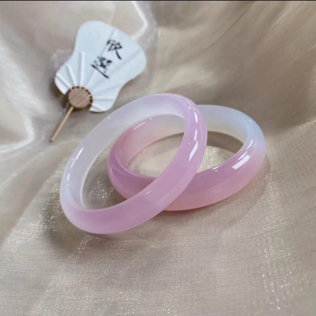 Tulip Light Pink Ice Chalcedony Agate Bangle – White and Pink Gradient Flat Bar Medium Width Bangle for Girls 62 mm
Tulip Light Pink Ice Chalcedony Agate Bangle – White and Pink Gradient Flat Bar Medium Width Bangle for Girls 62 mm