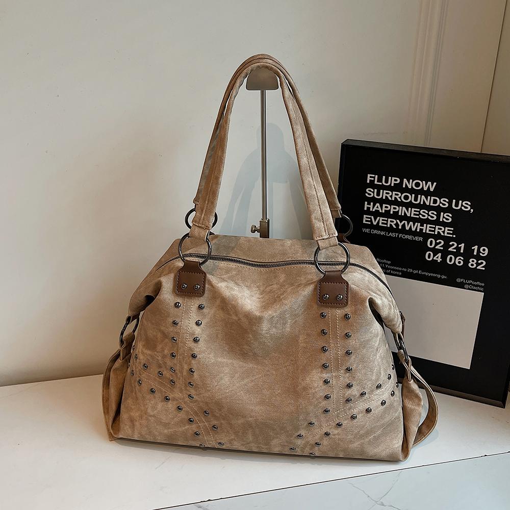 Autumn/Winter Retro Commuter Single Shoulder Bag for Women 2026 New Rivet Tote Bag Large Capacity Travel Handbag хакі
Autumn/Winter Retro Commuter Single Shoulder Bag for Women 2026 New Rivet Tote Bag Large Capacity Travel Handbag хакі