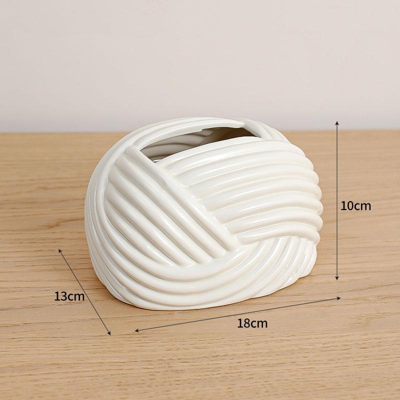 Creative Bread Shape Ceramic Tissue Box Coffee Table Desk Decoration Noodle Texture Tissue Box Bedside Table Paper Towel Case
Creative Bread Shape Ceramic Tissue Box Coffee Table Desk Decoration Noodle Texture Tissue Box Bedside Table Paper Towel Case