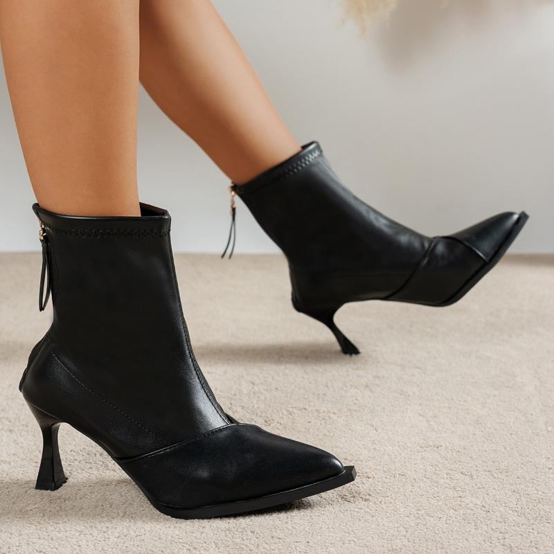 Французькі ботильйони на високих підборах з гострим носком Жіночі Осінь/Зима Нові Універсальні Ботильйони-стілети на шпильці Еластичні Вузькі Чоботи Голі Чоботи 40
Французькі ботильйони на високих підборах з гострим носком Жіночі Осінь/Зима Нові Універсальні Ботильйони-стілети на шпильці Еластичні Вузькі Чоботи Голі Чоботи 40