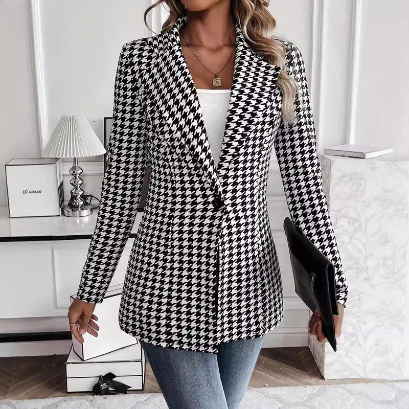Small Suit Jacket2024 European and American Women Lapel Houndstooth Fashion Elegant Slim fit Blazers Black XL
Small Suit Jacket2024 European and American Women Lapel Houndstooth Fashion Elegant Slim fit Blazers Black XL