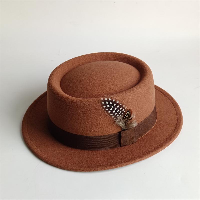 Spring Autumn Billycock Felt Small Brim Feather Bowler Hat Women Men s Fashion All-Matching British Style Hip Hop Fedora Hat 56-58cm
Spring Autumn Billycock Felt Small Brim Feather Bowler Hat Women Men s Fashion All-Matching British Style Hip Hop Fedora Hat 56-58cm