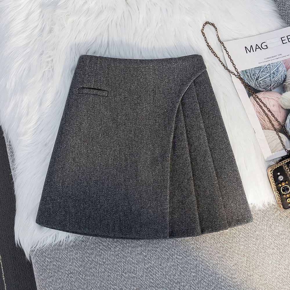 Luxury Gray Wool A-Line Midi Skirt - High-Waisted, Irregular Pleats, Autumn/Winter 2025 Collection S 80-95
Luxury Gray Wool A-Line Midi Skirt - High-Waisted, Irregular Pleats, Autumn/Winter 2025 Collection S 80-95
