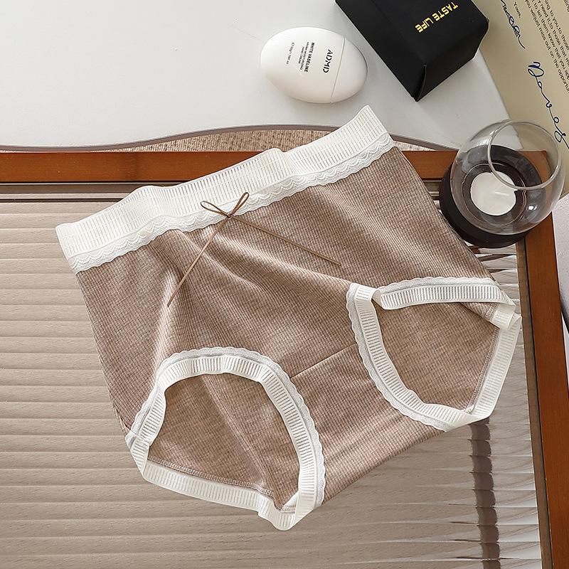 Трусики-треугольники текстуры «легкий люкс» средней посадки, размер, однородная нить, удобные эластичные женские трусики One Size пшеничный
Трусики-треугольники текстуры «легкий люкс» средней посадки, размер, однородная нить, удобные эластичные женские трусики One Size пшеничный