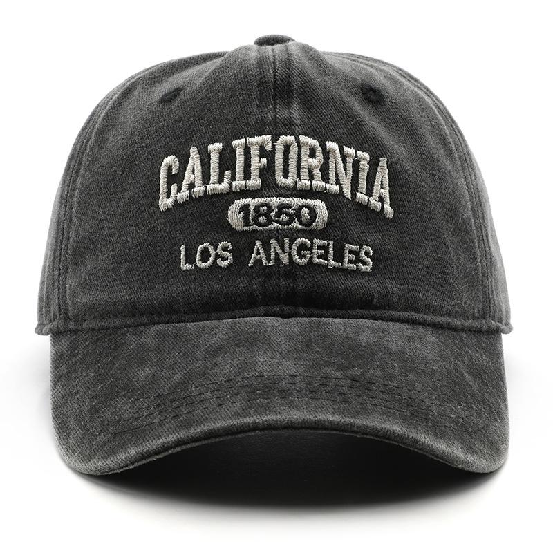 Personalized washed letter embroidery cap outdoor travel sunscreen baseball cap темно-зелений колір
Personalized washed letter embroidery cap outdoor travel sunscreen baseball cap темно-зелений колір