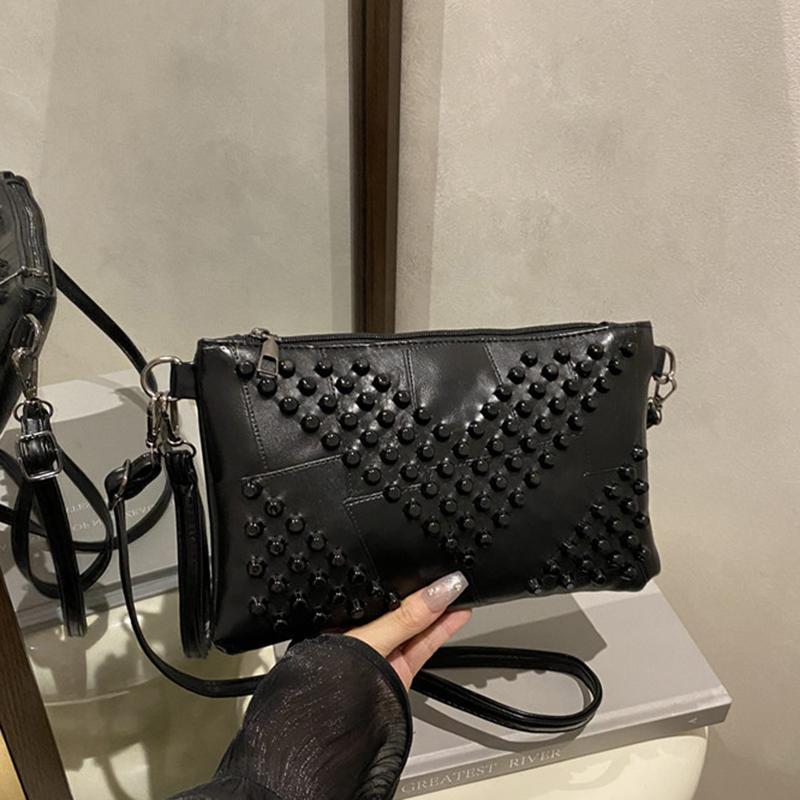 Trendy Rivet Square Bags For Women Retro Zipper Black Shoulder Bag Simple PU Leather Crossbody Pack Casual Commuter Handbags CLE 27x1x17cm чёрный
Trendy Rivet Square Bags For Women Retro Zipper Black Shoulder Bag Simple PU Leather Crossbody Pack Casual Commuter Handbags CLE 27x1x17cm чёрный