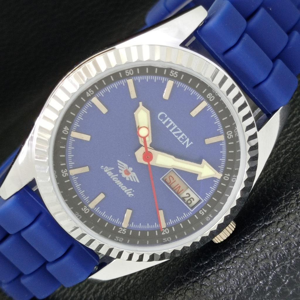 REFURBISHED MENS CITIZEN AUTOMATIC 8200 JAPAN DAY&DATE BLUE DIAL WATCH a432564-2 R112-a432564
REFURBISHED MENS CITIZEN AUTOMATIC 8200 JAPAN DAY&DATE BLUE DIAL WATCH a432564-2 R112-a432564