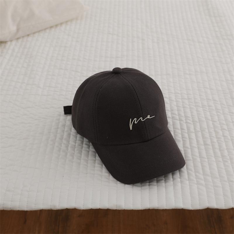 Solid Color Kids Baseball Hat 2-8Year Boys Girls Duck Tongue Hats Cotton Baby Sunscreen Visor Fashion Letter Children Peaked Cap 2-8 years old чорний
Solid Color Kids Baseball Hat 2-8Year Boys Girls Duck Tongue Hats Cotton Baby Sunscreen Visor Fashion Letter Children Peaked Cap 2-8 years old чорний