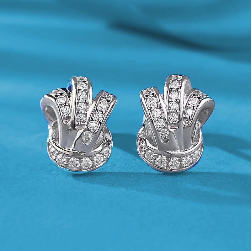 Hui Zhi Yi S925 Silver Rope Knot Stud Earrings, Fashionable Commute Style Women s Earrings with Inlaid Design. 925 Silver
Hui Zhi Yi S925 Silver Rope Knot Stud Earrings, Fashionable Commute Style Women s Earrings with Inlaid Design. 925 Silver