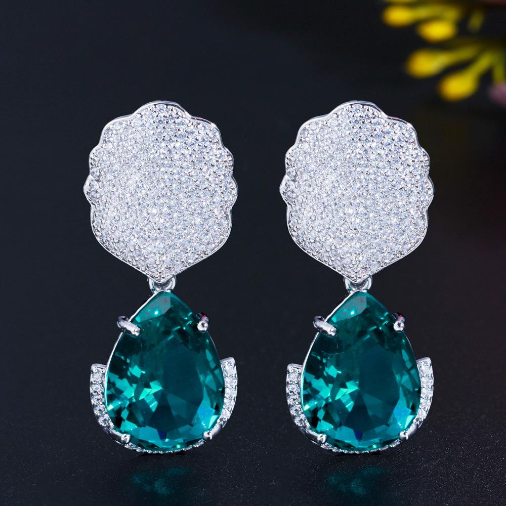 Популярные Тяжелая Промышленность Винтажные Круглые Серьги-гвоздики с Зеленым Кристаллом Циркония в виде Цветка Серьги Украшения для Ушей зелёный
Популярные Тяжелая Промышленность Винтажные Круглые Серьги-гвоздики с Зеленым Кристаллом Циркония в виде Цветка Серьги Украшения для Ушей зелёный