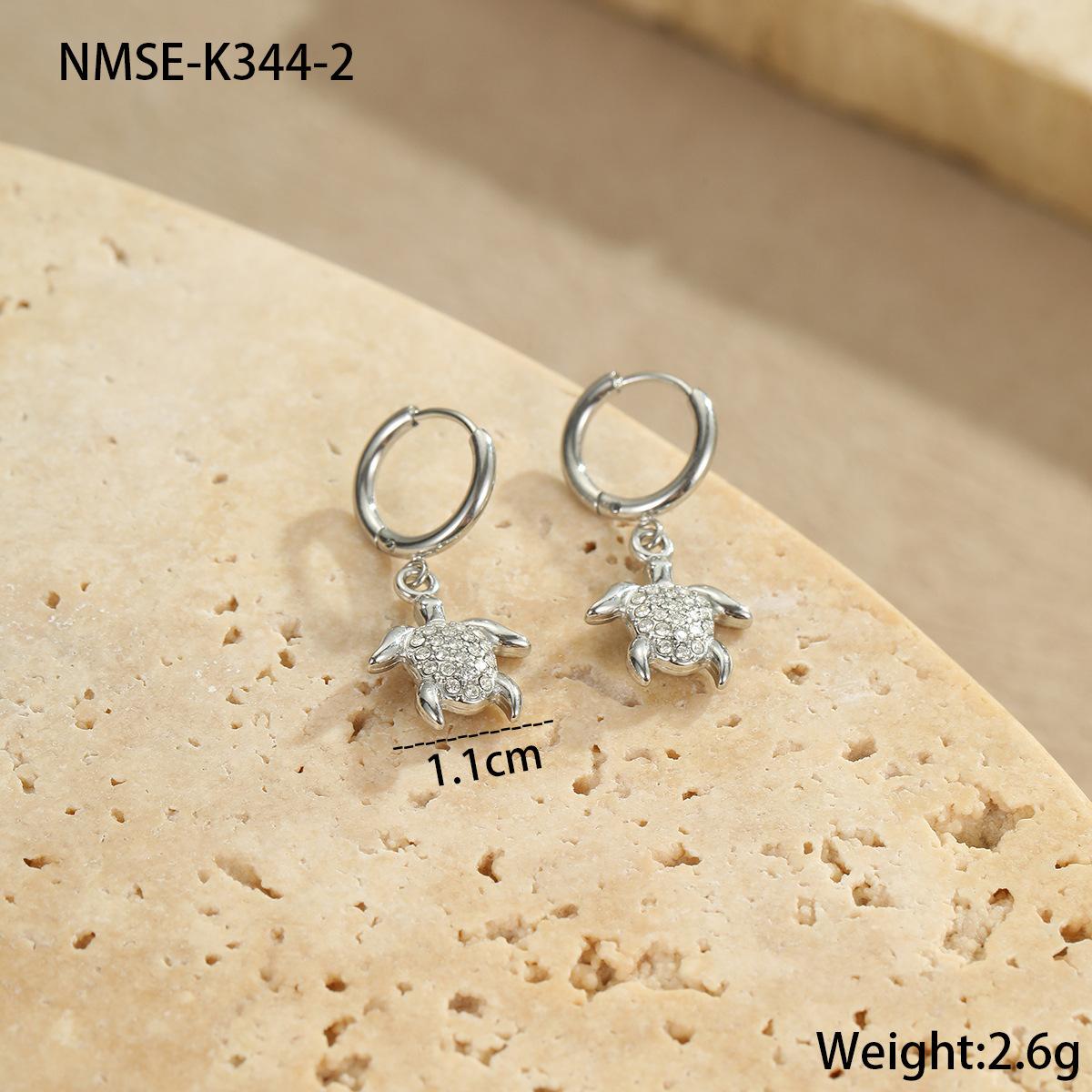 New high-end micro-diamond ear buckle earrings, exquisite and sweet circle earrings, light luxury and small earrings.
New high-end micro-diamond ear buckle earrings, exquisite and sweet circle earrings, light luxury and small earrings.