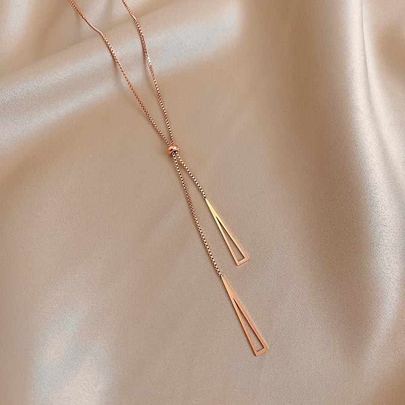 Simple Rose Gold Colour Titanium Steel Colorfast Necklace For Womans Korean Fashion Jewelry Accessories Sexy Girl Clavicle Chain
Simple Rose Gold Colour Titanium Steel Colorfast Necklace For Womans Korean Fashion Jewelry Accessories Sexy Girl Clavicle Chain