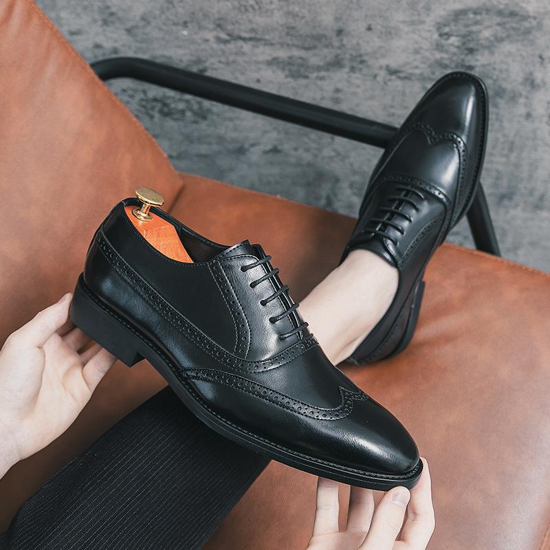 Large size business dress leather shoes fashion men Brock carved leather shoes trend British style lace-up leather shoes 38
Large size business dress leather shoes fashion men Brock carved leather shoes trend British style lace-up leather shoes 38