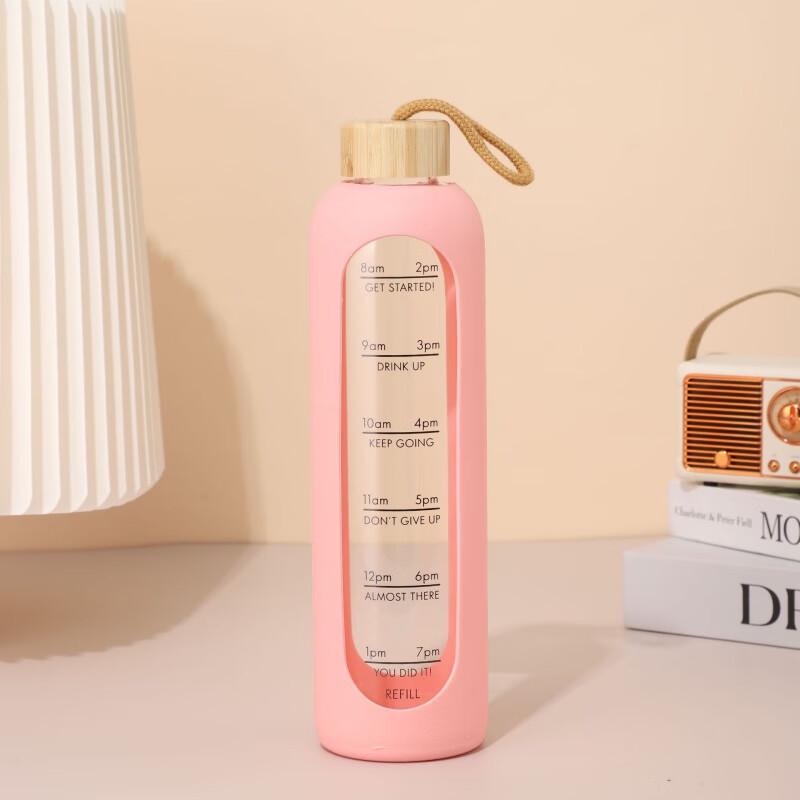 Shangqi Portable Glass Water Bottle with Silicone Sleeve
Shangqi Portable Glass Water Bottle with Silicone Sleeve