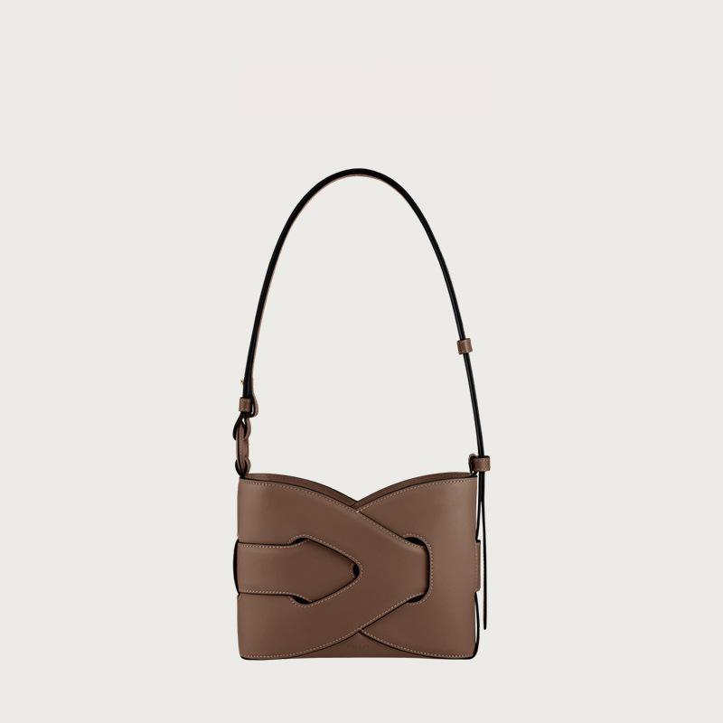 Leather Women s Bag New Geometric Design French Niche Brand Woven Bag Armpit Bag With gift box card
Leather Women s Bag New Geometric Design French Niche Brand Woven Bag Armpit Bag With gift box card