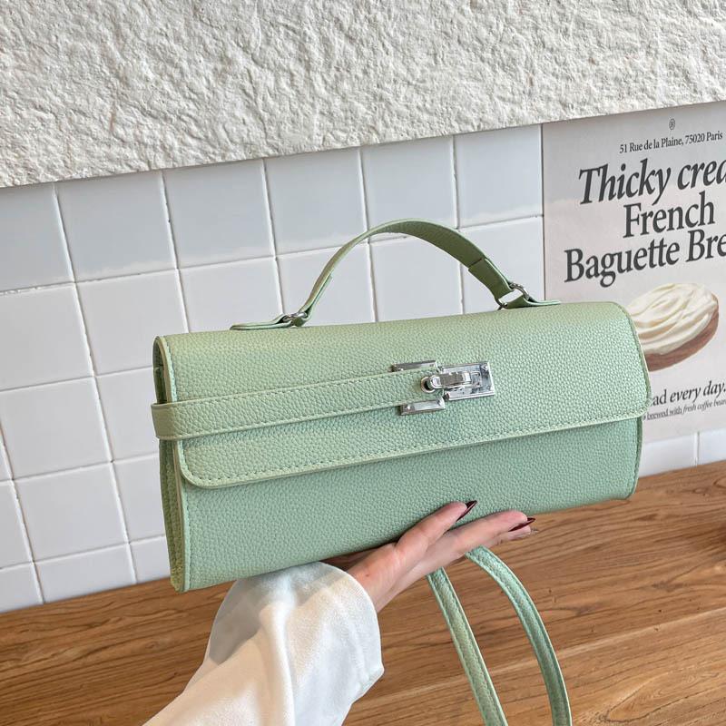 Handheld Small Square Bag - Women s Bag, Retro and Fashionable, Single Shoulder Crossbody Bag зелений
Handheld Small Square Bag - Women s Bag, Retro and Fashionable, Single Shoulder Crossbody Bag зелений