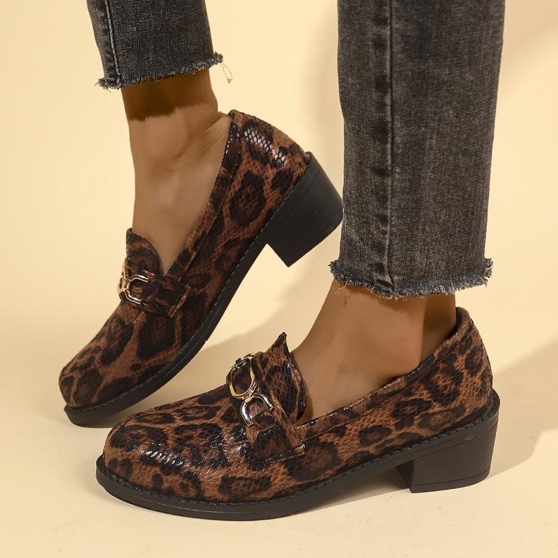Большой размер весна и осень новая металлическая пряжка обувь леопардовый принт темперамент универсальная модная женская обувь 42 темно-коричневого
Большой размер весна и осень новая металлическая пряжка обувь леопардовый принт темперамент универсальная модная женская обувь 42 темно-коричневого