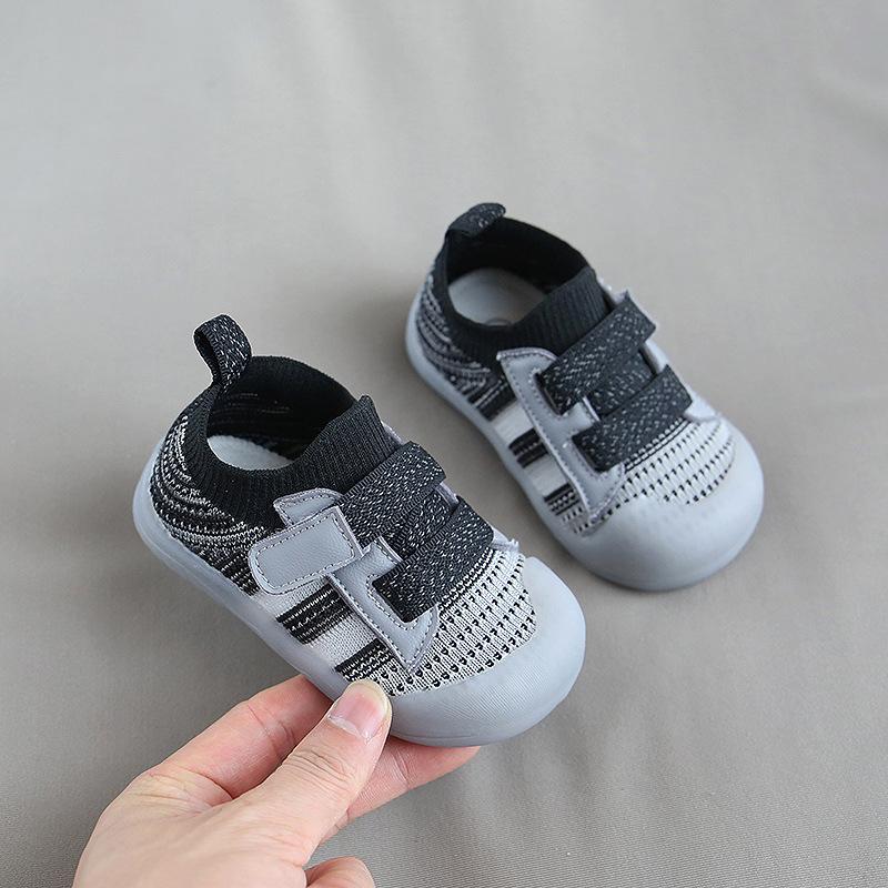 Children s Casual Sports Shoes Mesh Breathable Boy Girls Walking Shoes Soft Soles Anti-skid Baby Walking Shoes Baby Sports Shoes Internal leng13cm чорний
Children s Casual Sports Shoes Mesh Breathable Boy Girls Walking Shoes Soft Soles Anti-skid Baby Walking Shoes Baby Sports Shoes Internal leng13cm чорний