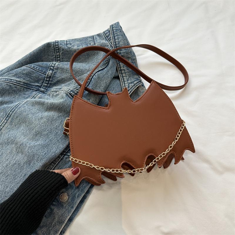 Autumn New Niche Design Personalized Crossbody Bag Women s Fashionable Simple Shoulder Bag Casual Special Shape Bag
Autumn New Niche Design Personalized Crossbody Bag Women s Fashionable Simple Shoulder Bag Casual Special Shape Bag
