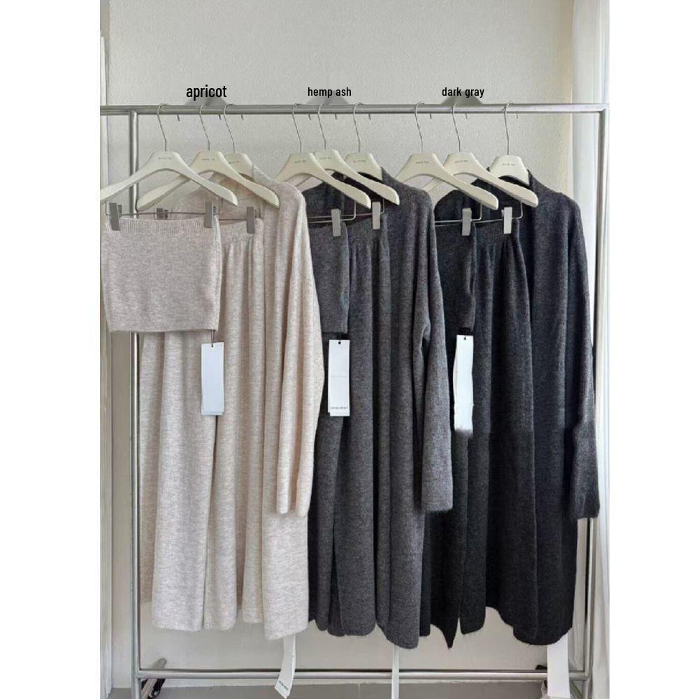 Women s Korean Style Slimming Autumn Winter Knit Sweater Set: Cardigan, Bandeau, Pants L (Recommended for 57.5-67.5 kg)
Women s Korean Style Slimming Autumn Winter Knit Sweater Set: Cardigan, Bandeau, Pants L (Recommended for 57.5-67.5 kg)