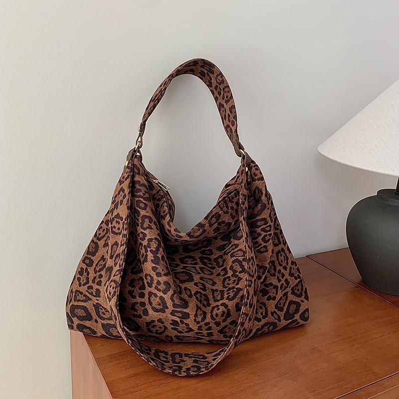 Леопардовый принт джинсовая сумка универсальная сумка через плечо большая вместимость отдых расслабление ощущение новый узор мода осень зима