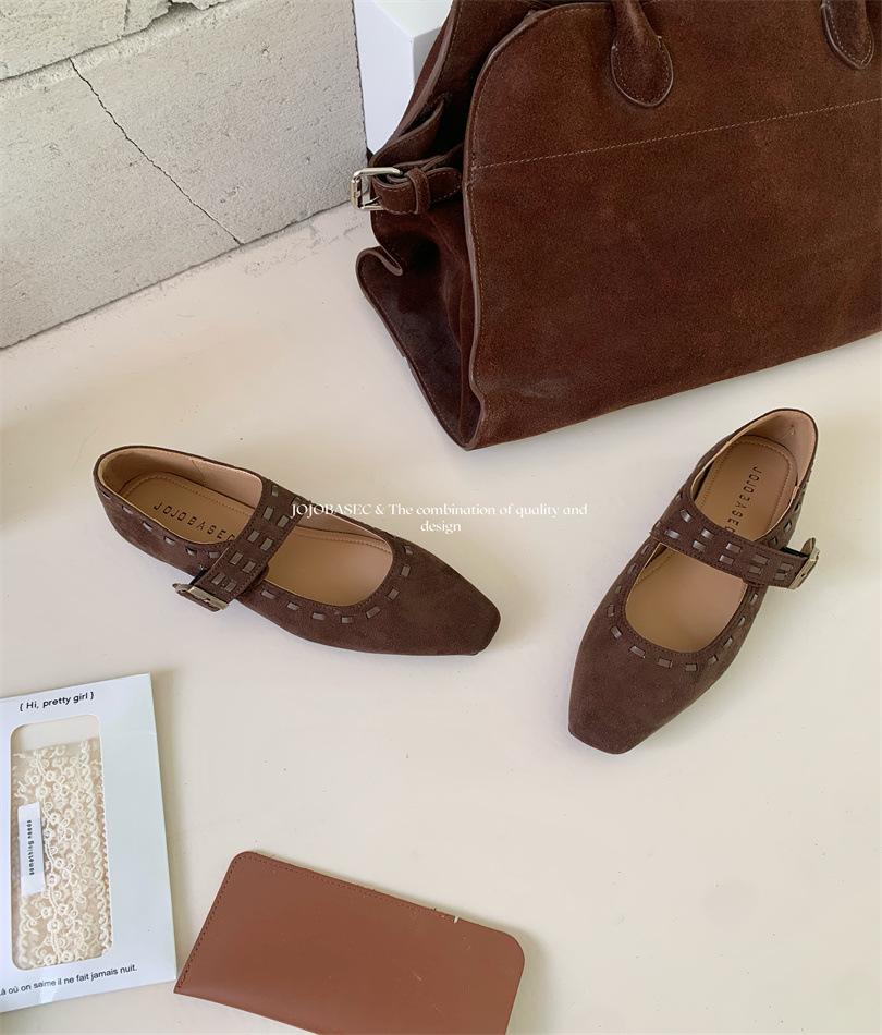 French retro Mary Jane shoes women s shoes 2025 new spring and autumn suede light mouth low heel flat shoes 39 коричневый
French retro Mary Jane shoes women s shoes 2025 new spring and autumn suede light mouth low heel flat shoes 39 коричневый