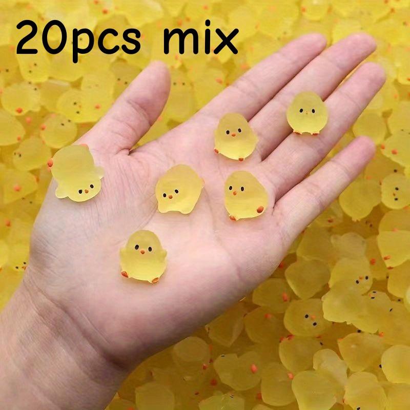 20 Glow-in-the-Dark Miniature Chicken Statues - Adorable resin miniature landscape decorations for fairy gardens, homes, cars, a
20 Glow-in-the-Dark Miniature Chicken Statues - Adorable resin miniature landscape decorations for fairy gardens, homes, cars, a