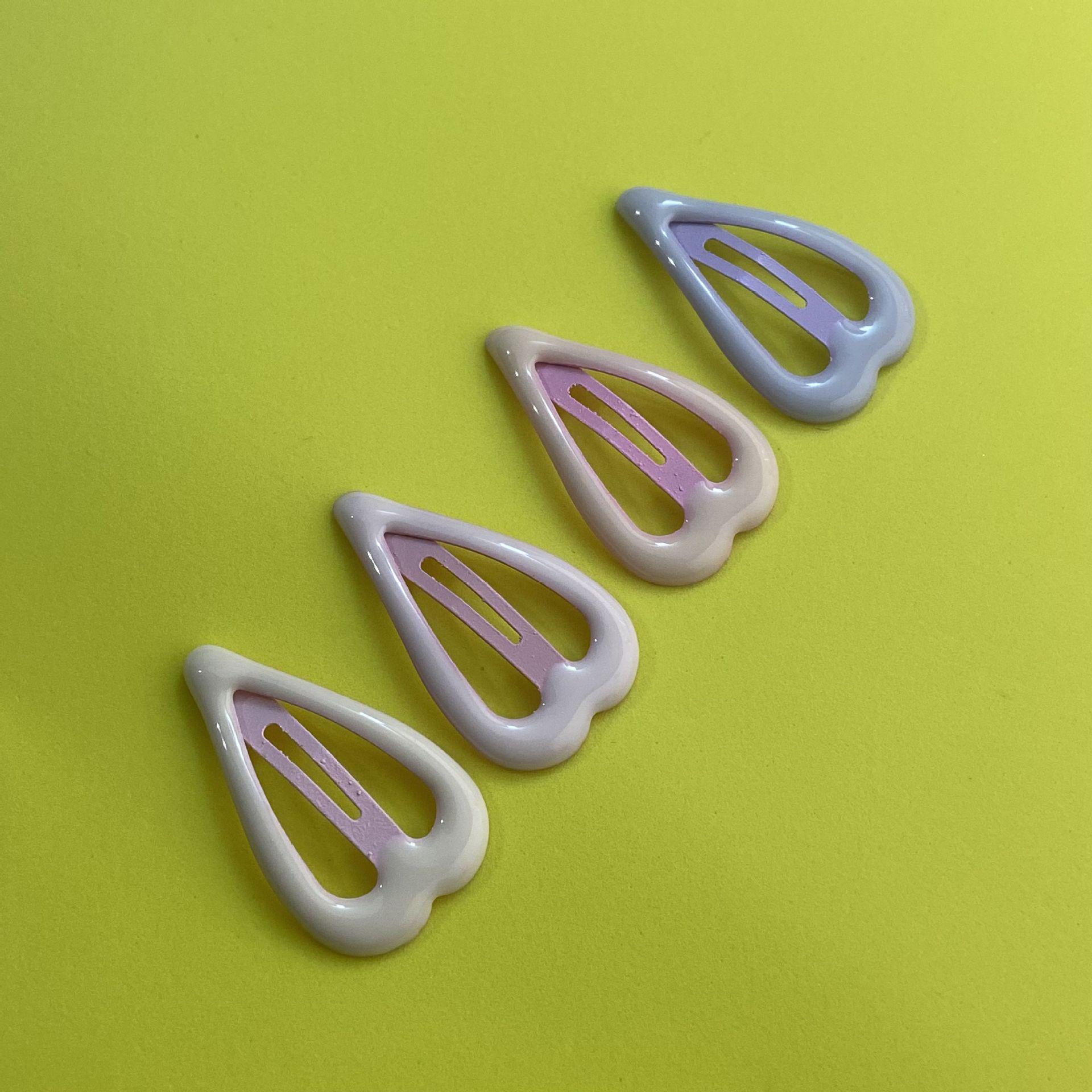 Pet Hair Clip Small BB Hairpin for Dog Stray Hair & Bangs 4 Pieces per Card
Pet Hair Clip Small BB Hairpin for Dog Stray Hair & Bangs 4 Pieces per Card