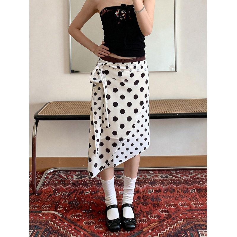 Plus-Size Vintage Irregular Polka Dot Skirt for Women, Spring and Summer High-Waisted Straight Versatile Hip-Hugging Short Skirt Wave point XL
Plus-Size Vintage Irregular Polka Dot Skirt for Women, Spring and Summer High-Waisted Straight Versatile Hip-Hugging Short Skirt Wave point XL