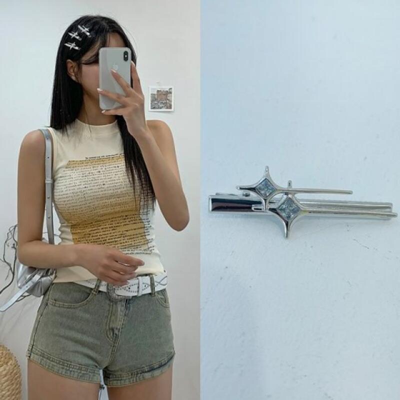 Cubic silver point hairpin
Cubic silver point hairpin