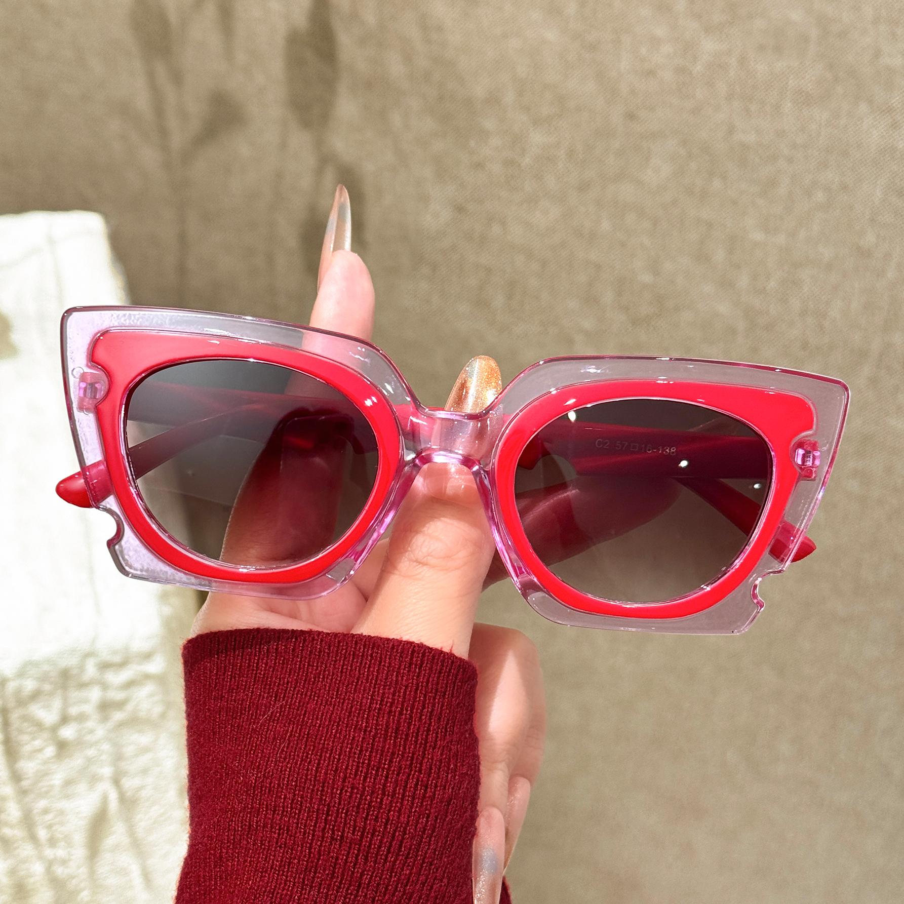 1Pc New Style Dual-Tone Acetate Cat-Eye Sunglasses, Polarized Sunglasses for Men and Women, Driving Glasses
1Pc New Style Dual-Tone Acetate Cat-Eye Sunglasses, Polarized Sunglasses for Men and Women, Driving Glasses