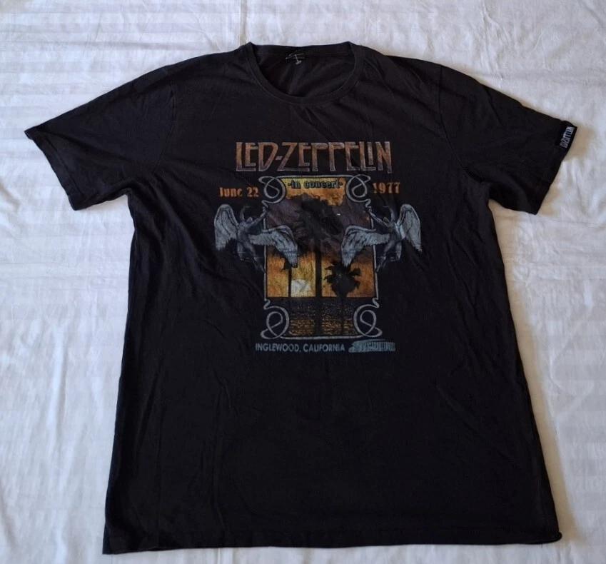 Men s LED ZEPPELIN T Shirt Tee XXL Black Cotton Good Clean Condition E18 XL
Men s LED ZEPPELIN T Shirt Tee XXL Black Cotton Good Clean Condition E18 XL