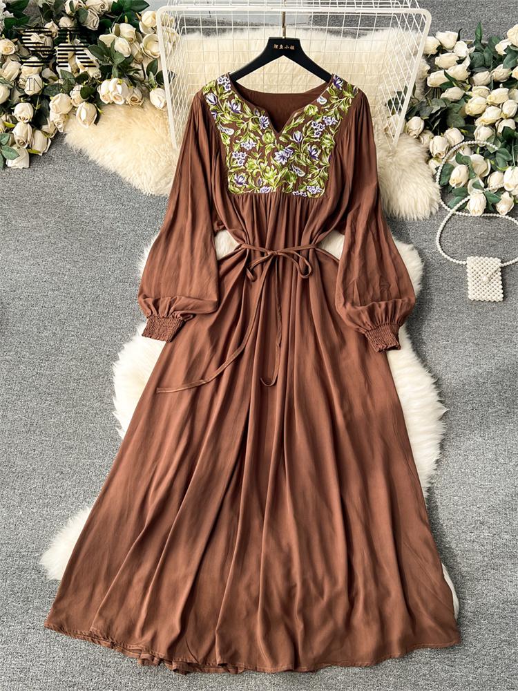 Свободное длинное платье с цветочной вышивкой, женское элегантное женское платье с v-образным вырезом и длинным рукавом, повседневное облегающее платье на осень и отпуск One Size кофейный
Свободное длинное платье с цветочной вышивкой, женское элегантное женское платье с v-образным вырезом и длинным рукавом, повседневное облегающее платье на осень и отпуск One Size кофейный