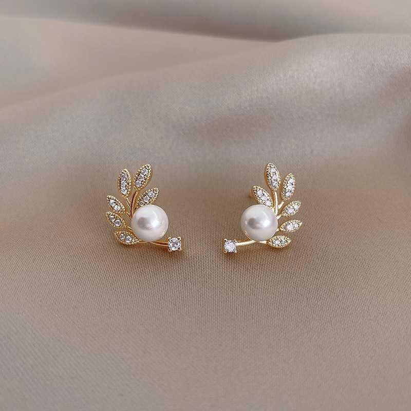925 Silver Small Leaf Pearl Stud Earrings, Dainty & Exquisite Mori Style for Women – Early Spring 2024 белый
925 Silver Small Leaf Pearl Stud Earrings, Dainty & Exquisite Mori Style for Women – Early Spring 2024 белый