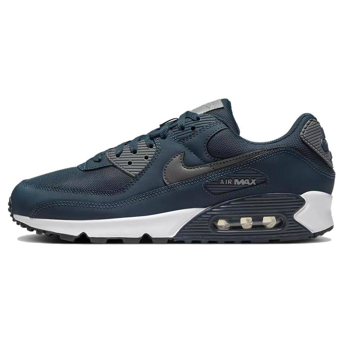 Новые Nike Air Max 90 Armory Navy HM0625-400 40
Новые Nike Air Max 90 Armory Navy HM0625-400 40