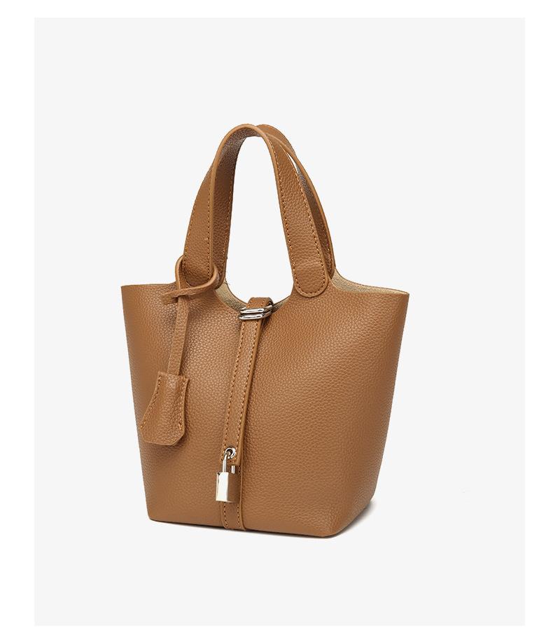 Bucket Bag, Niche Vegetable Basket, Women s Bag, High-end Small Handbag, Fashionable Commuting Crossbody Bag, Textured Bag коричневий
Bucket Bag, Niche Vegetable Basket, Women s Bag, High-end Small Handbag, Fashionable Commuting Crossbody Bag, Textured Bag коричневий