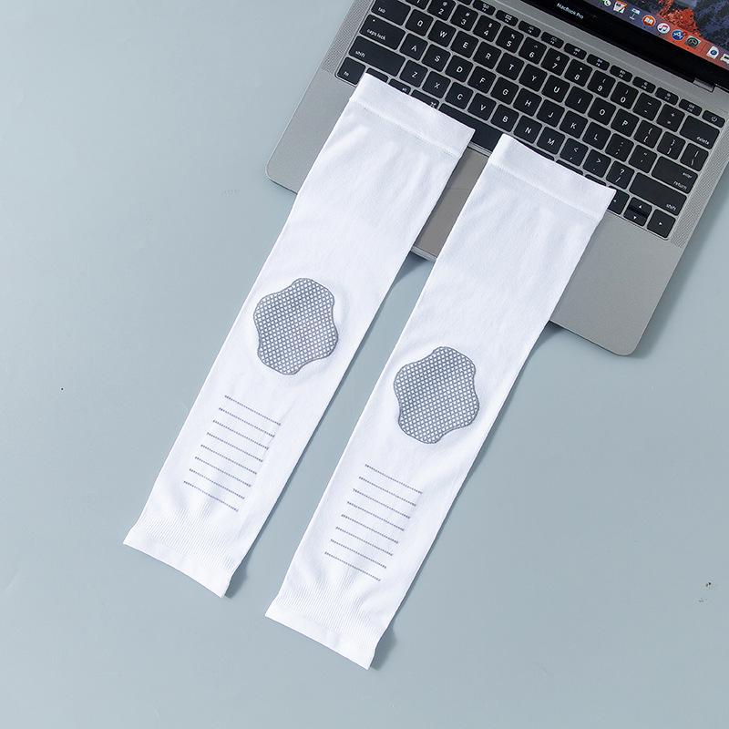 Unisex Ice Silk Arm Sleeve with Sun & UV Protection, High Elasticity for Cycling & Summer Sports Sports Arm Guard белый
Unisex Ice Silk Arm Sleeve with Sun & UV Protection, High Elasticity for Cycling & Summer Sports Sports Arm Guard белый